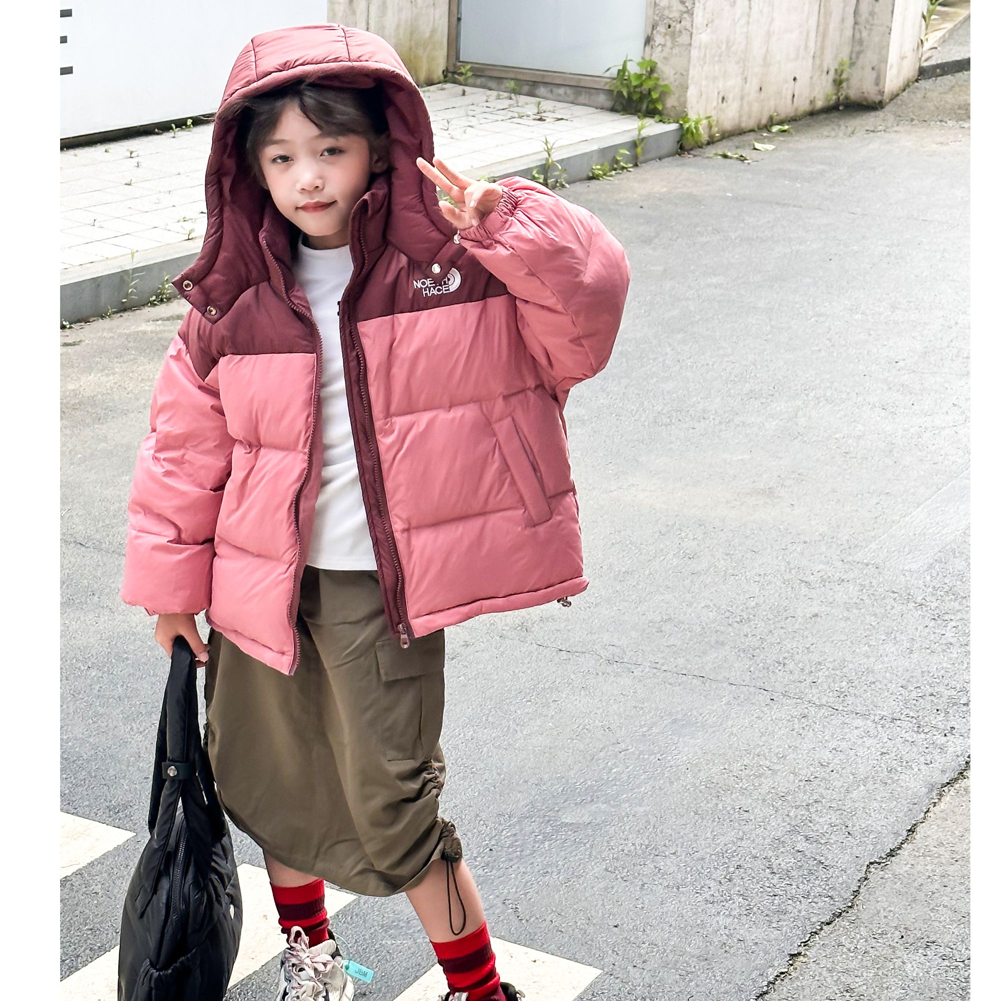 儿童羽绒服冬季女童洋气男童加厚中大童宝宝冬装外套秋冬款潮