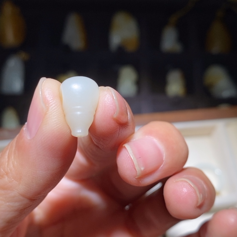 【闪购商品】颈饰未镶嵌和田玉熊***猫