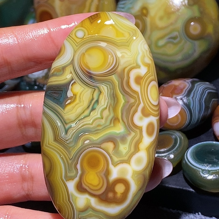 玛瑙/玉髓未镶嵌珠宝奇石106