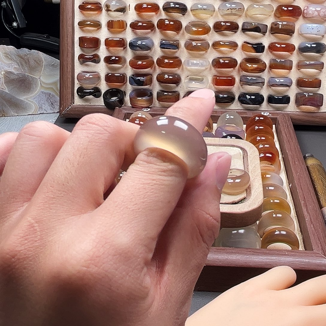 玛瑙/玉髓合金戒指3港15