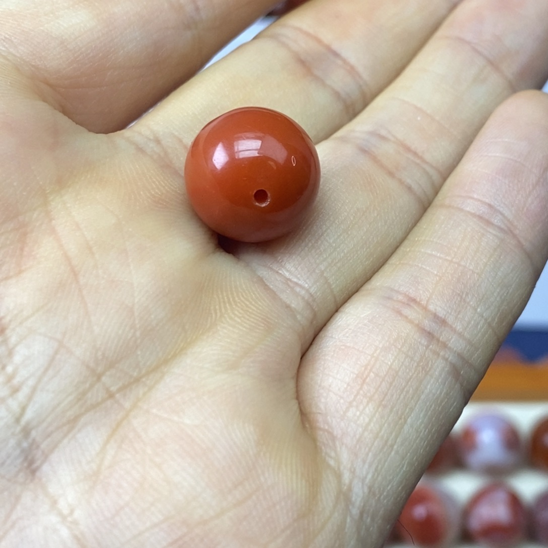 南红玛瑙未镶嵌手链