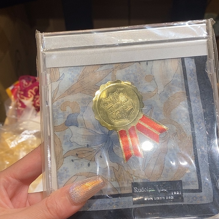 琳***琳中古香水沐浴露持久留