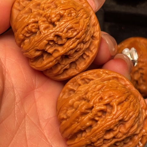 文玩核桃吊坠秦岭野生核桃