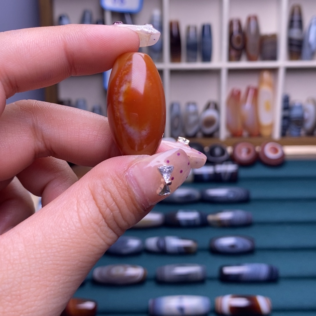 潍***快玛瑙/玉髓合金颈饰