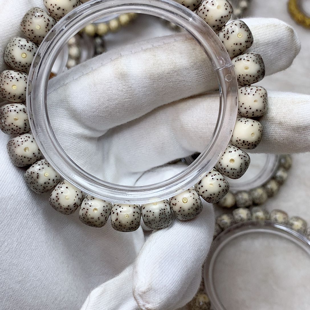 星月菩提手串22号一线天10×9