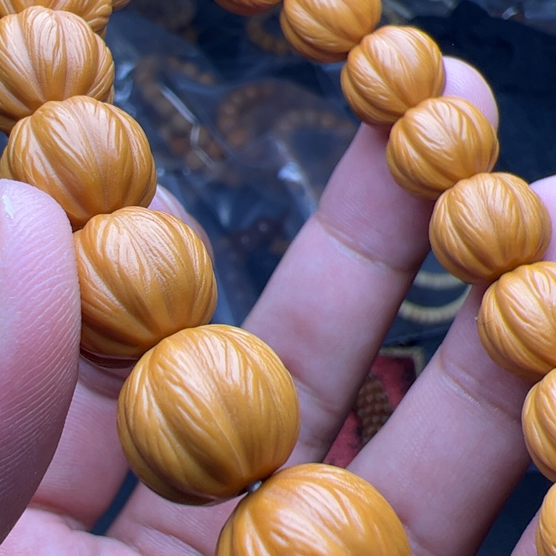 猴头核桃吊坠摩羯