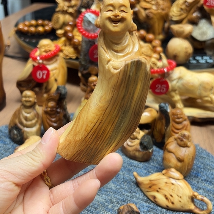 柏木太行崖柏手把摆件