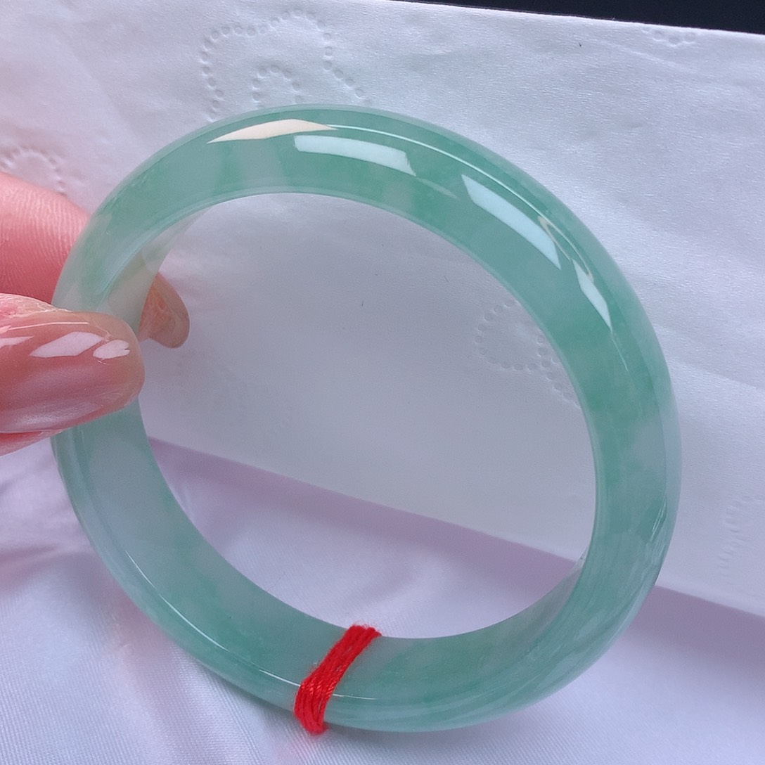 【闪购商品】未镶嵌手镯翡翠54+