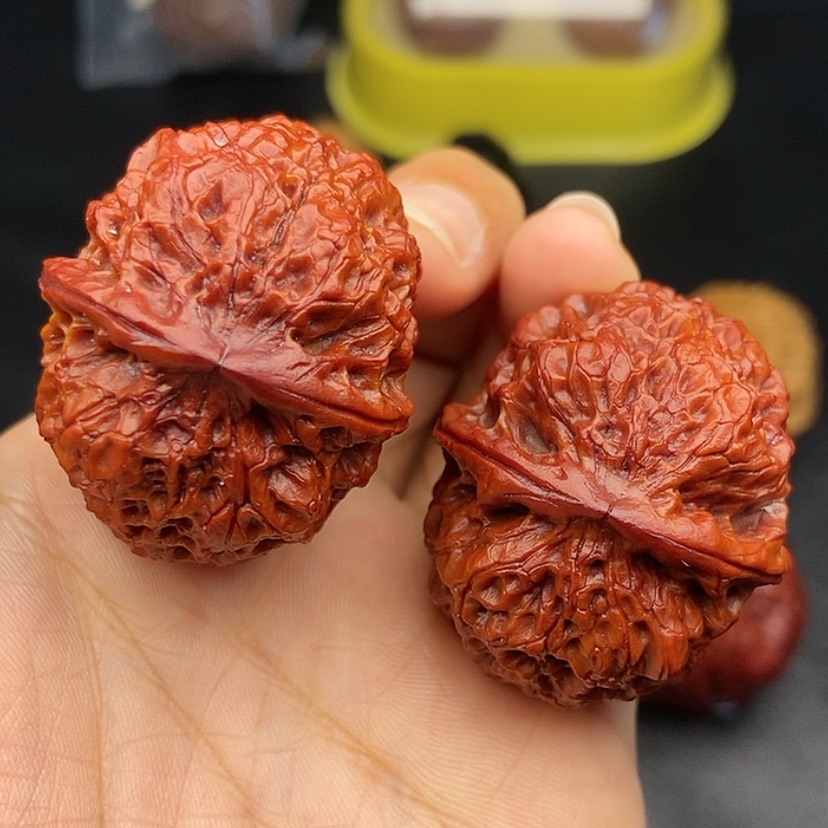 【闪购商品】把件文玩核桃39尺铁绣球