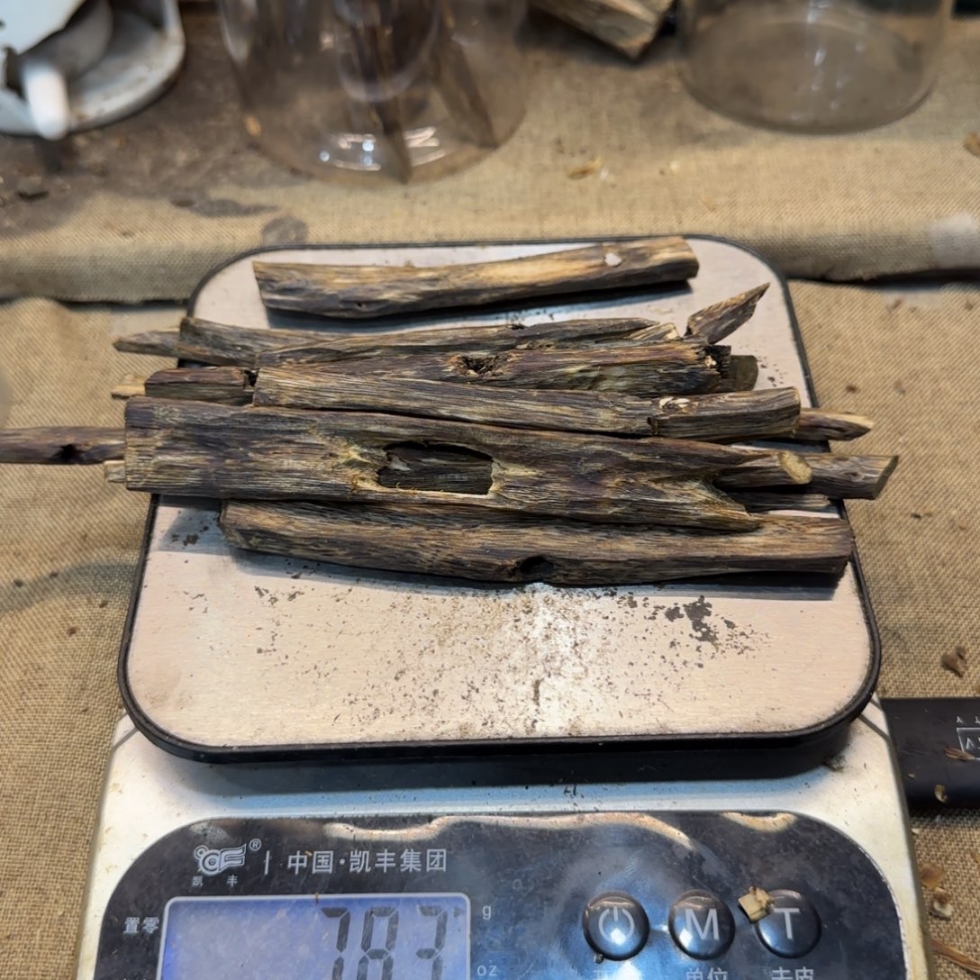 木质海南红棋条子料78克