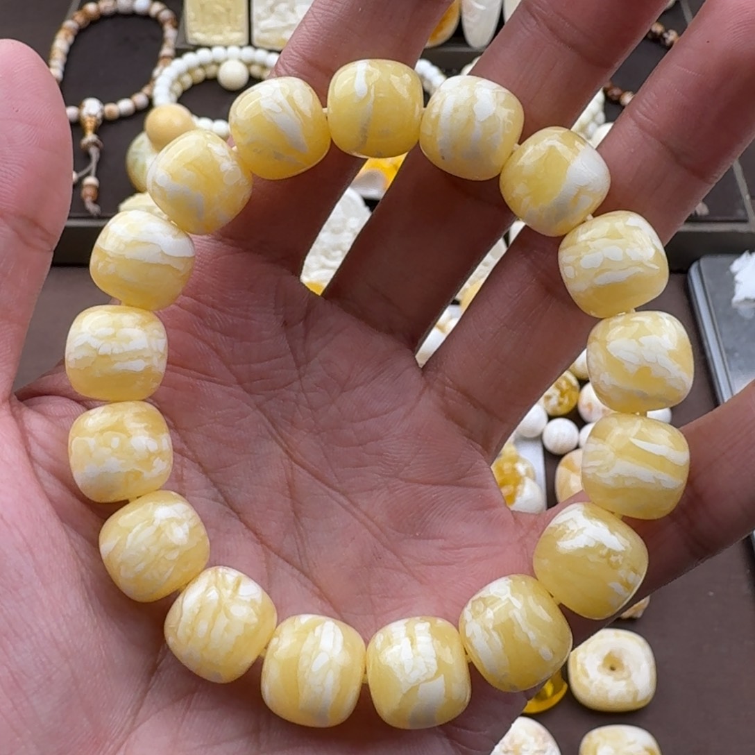 裸石琥珀未镶嵌蜜蜡