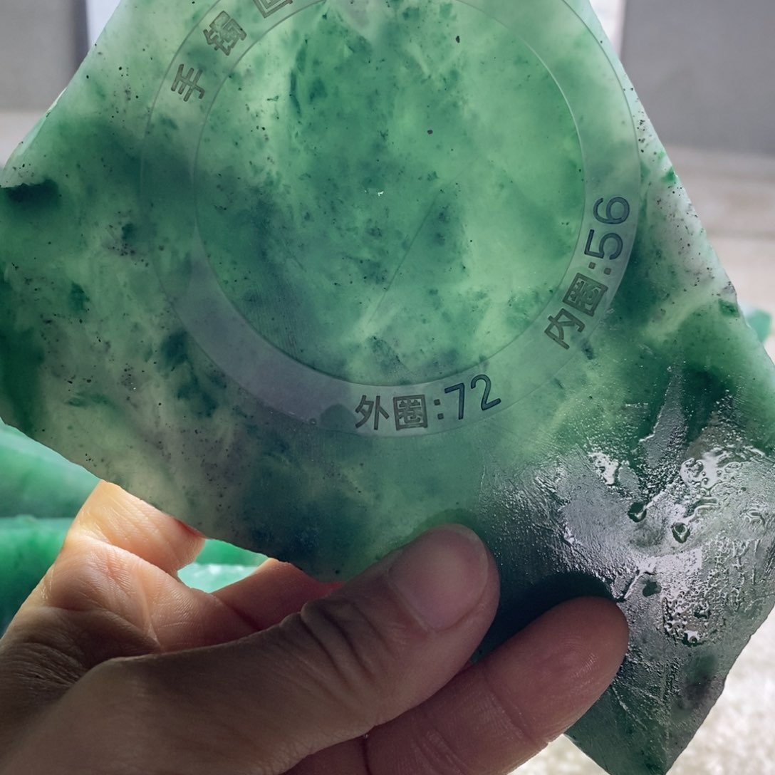 定制石英质玉用****1天然非州翠手镯