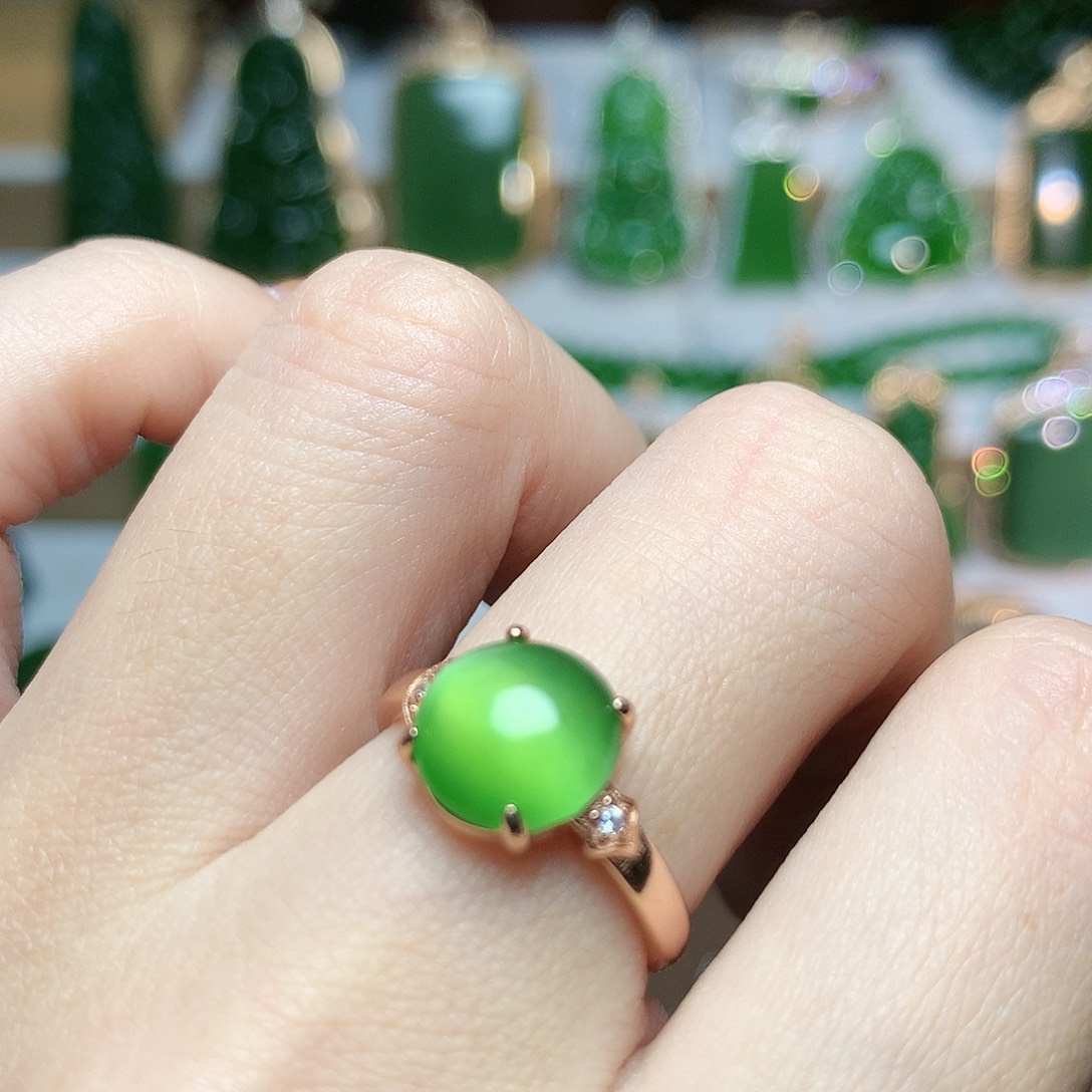 未镶嵌戒指和田玉（碧玉）爱*果