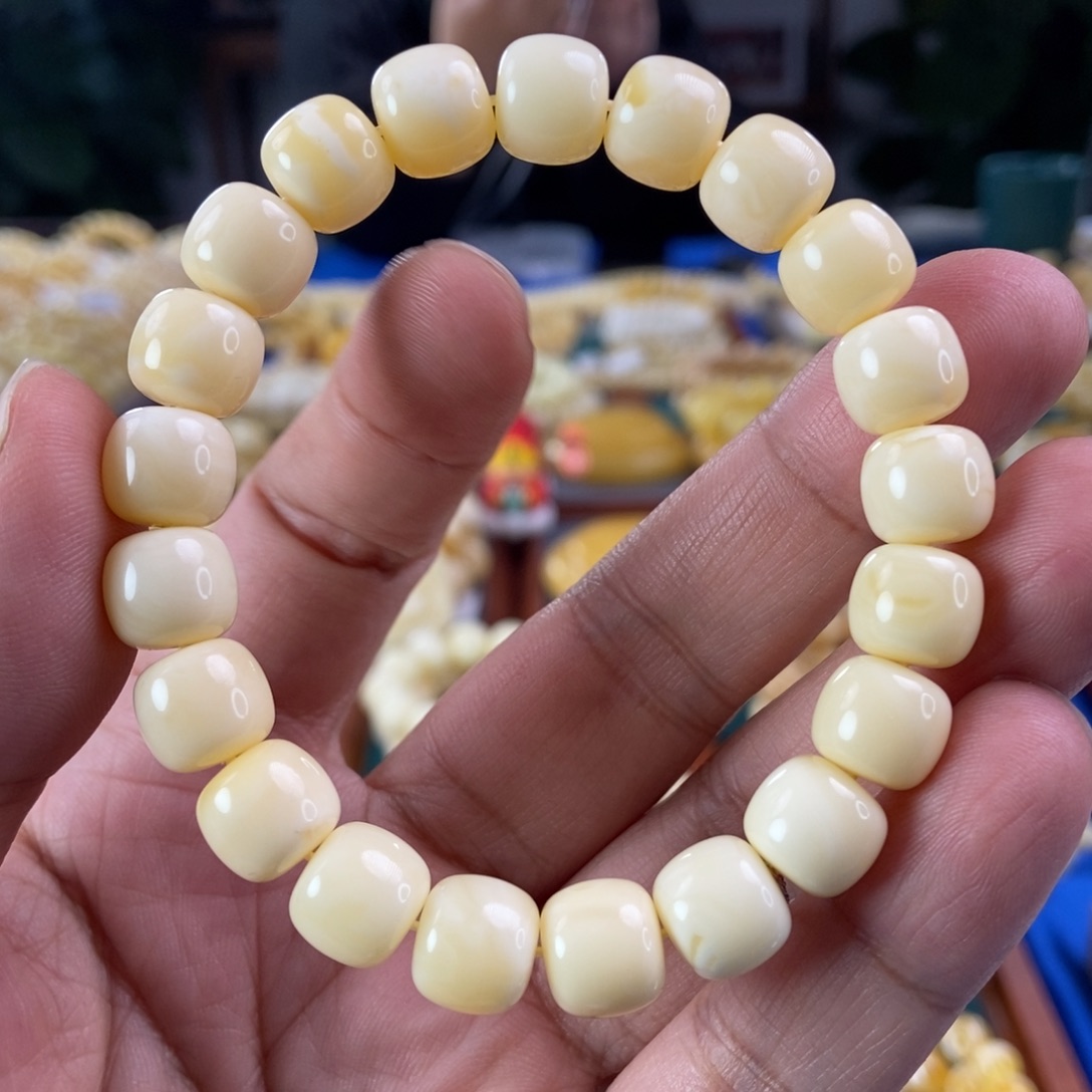 琥珀珠宝奇石未镶嵌10+浓白蜡老型手串14.78