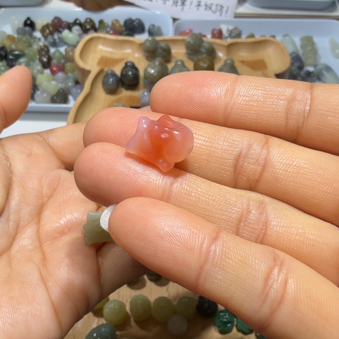 壹***愛和田玉未镶嵌珠宝奇石