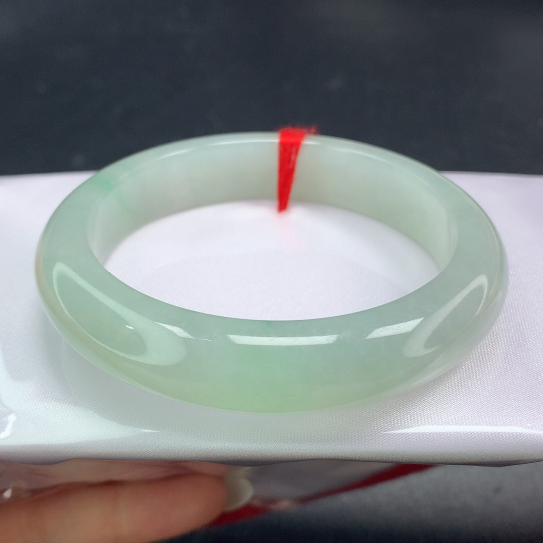 翡翠手镯未镶嵌（13号）