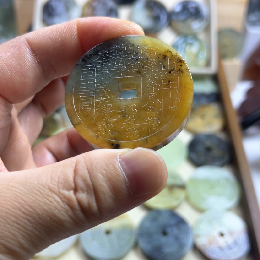 ～***～蛇纹石玉合金颈饰