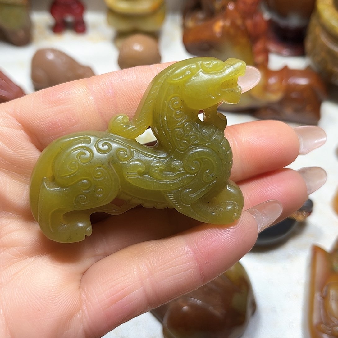 白玉菩提吊坠白玉菩提吊坠