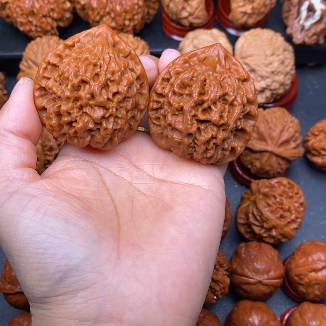 文玩核桃把件46官帽