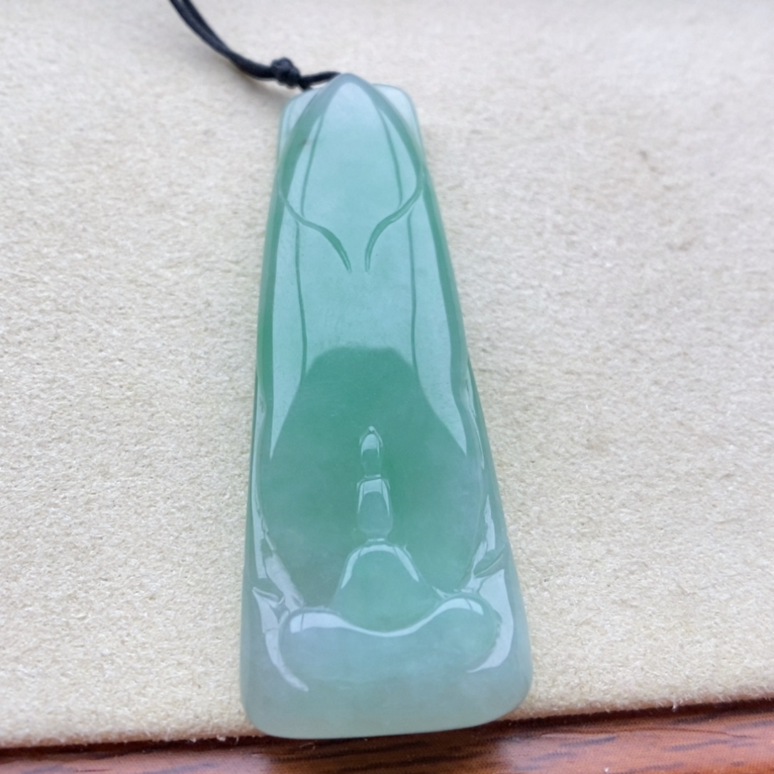 翡翠未镶嵌颈饰吊坠32