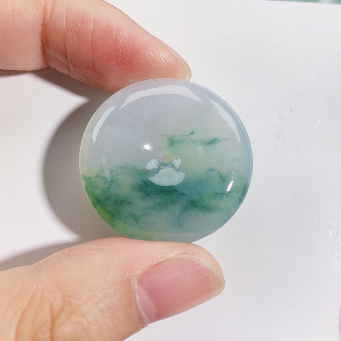 颈饰未镶嵌翡翠吊坠
