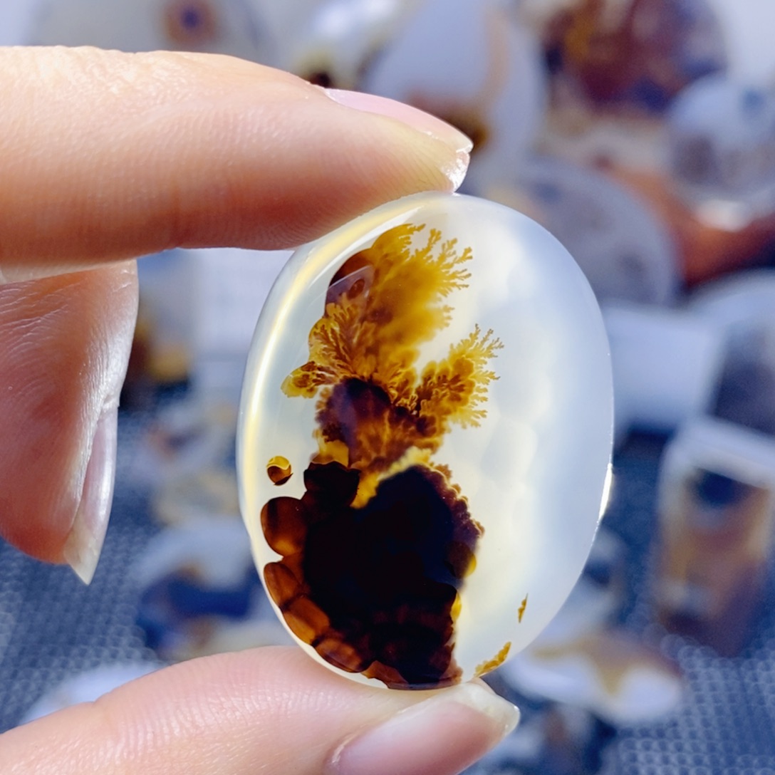 玛瑙/玉髓未镶嵌珠宝奇石