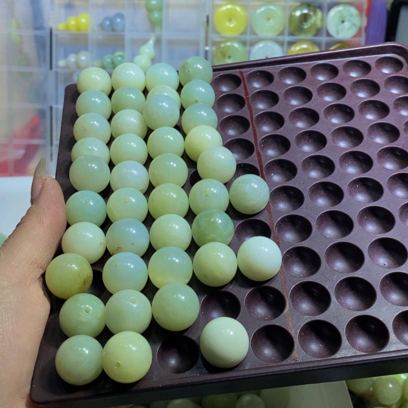 【闪购商品】蛇纹石玉其他未镶嵌144