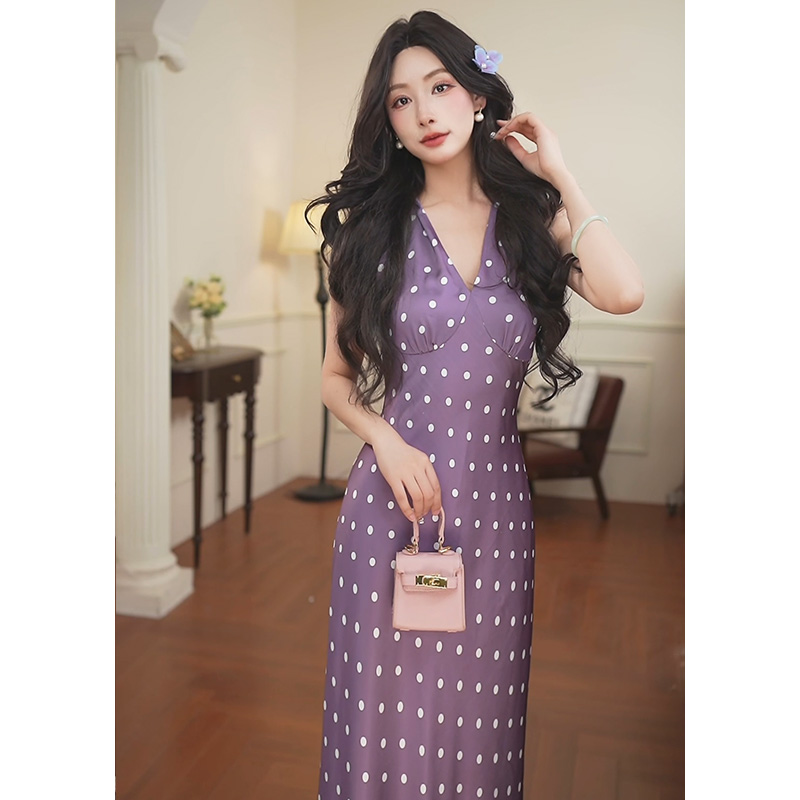 祖祖zz 新款紫色波点挂脖法式度假风V领收腰显瘦吊带连衣裙YS614
