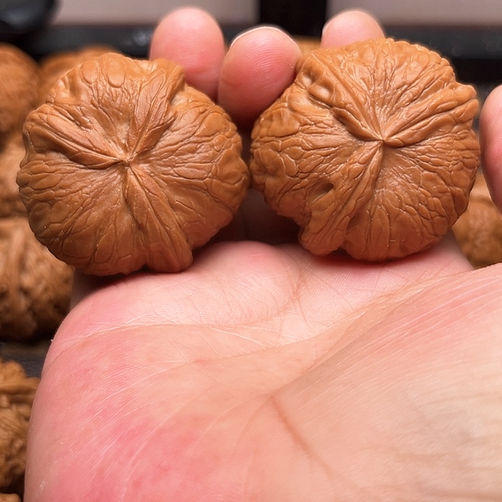 文玩核桃吊坠我在看