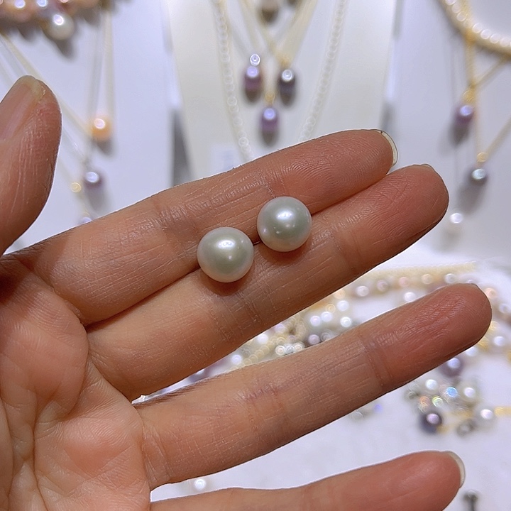 淡水珍珠白珠耳钉35银S925镶嵌