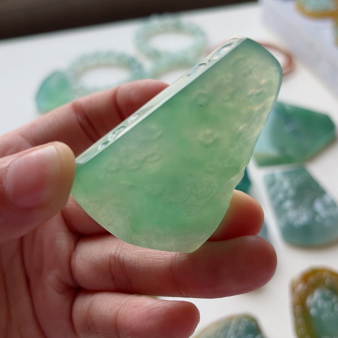 定制翡翠未镶嵌翡翠首饰