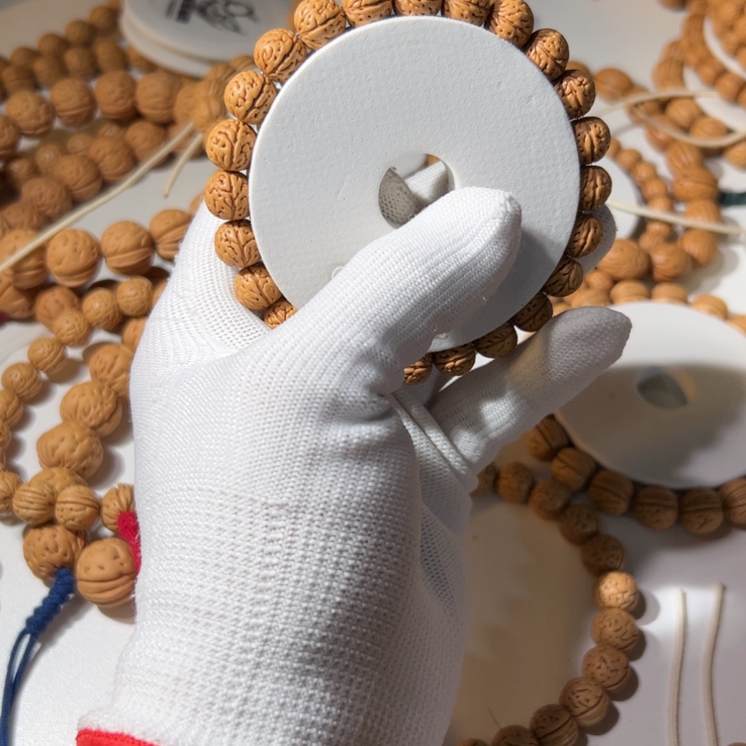 星***在吊坠桃核桃核10.3尺寸小金豆单圈