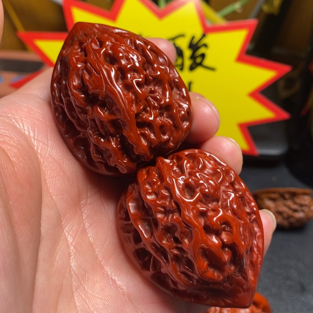 文玩核桃吊坠39鸡心