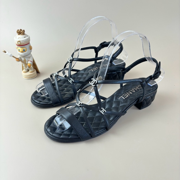 99新 Chanel/香奈儿 珍珠双C扣中跟凉鞋 37码 YLP2759