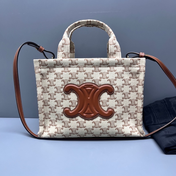 95新 Celine/思琳 老花焦糖色凯旋门托特包 尺寸26*18 SV18124