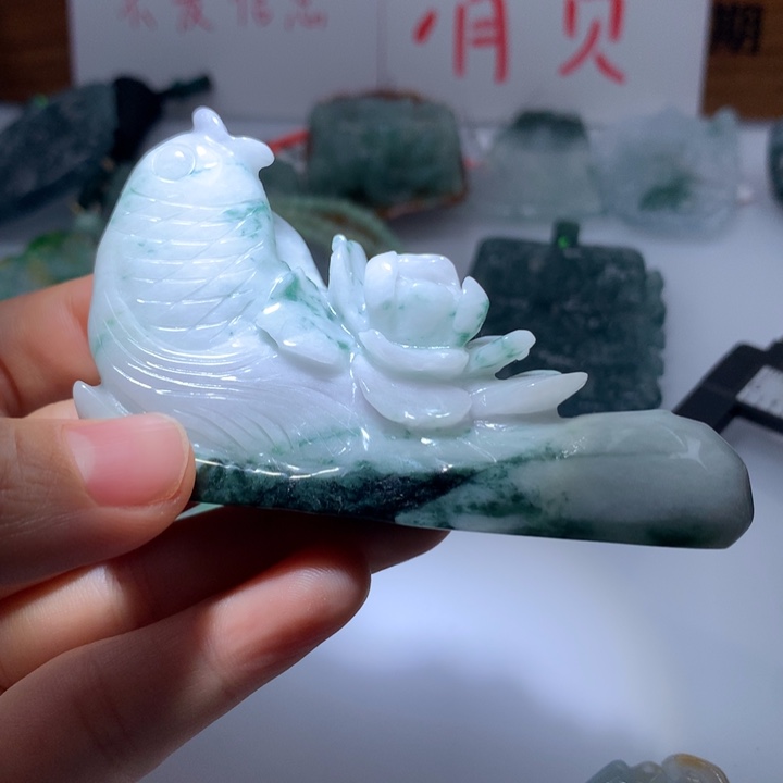 翡翠颈饰未镶嵌保真天然A货翡翠