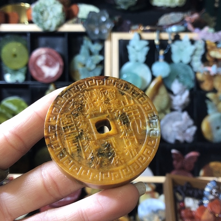 岫玉未镶嵌岫玉挂件