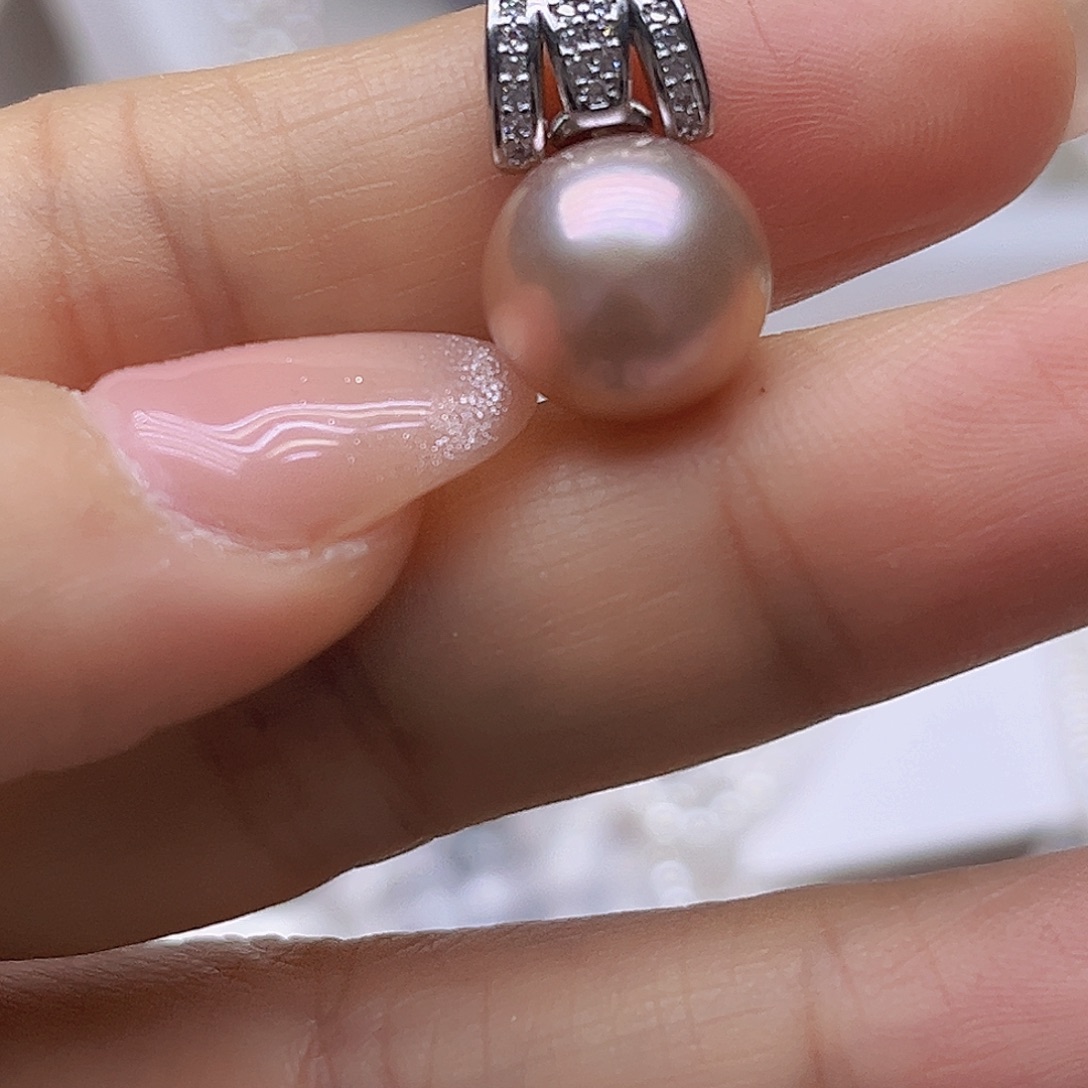 吊坠或者耳钉淡水珍珠未镶嵌