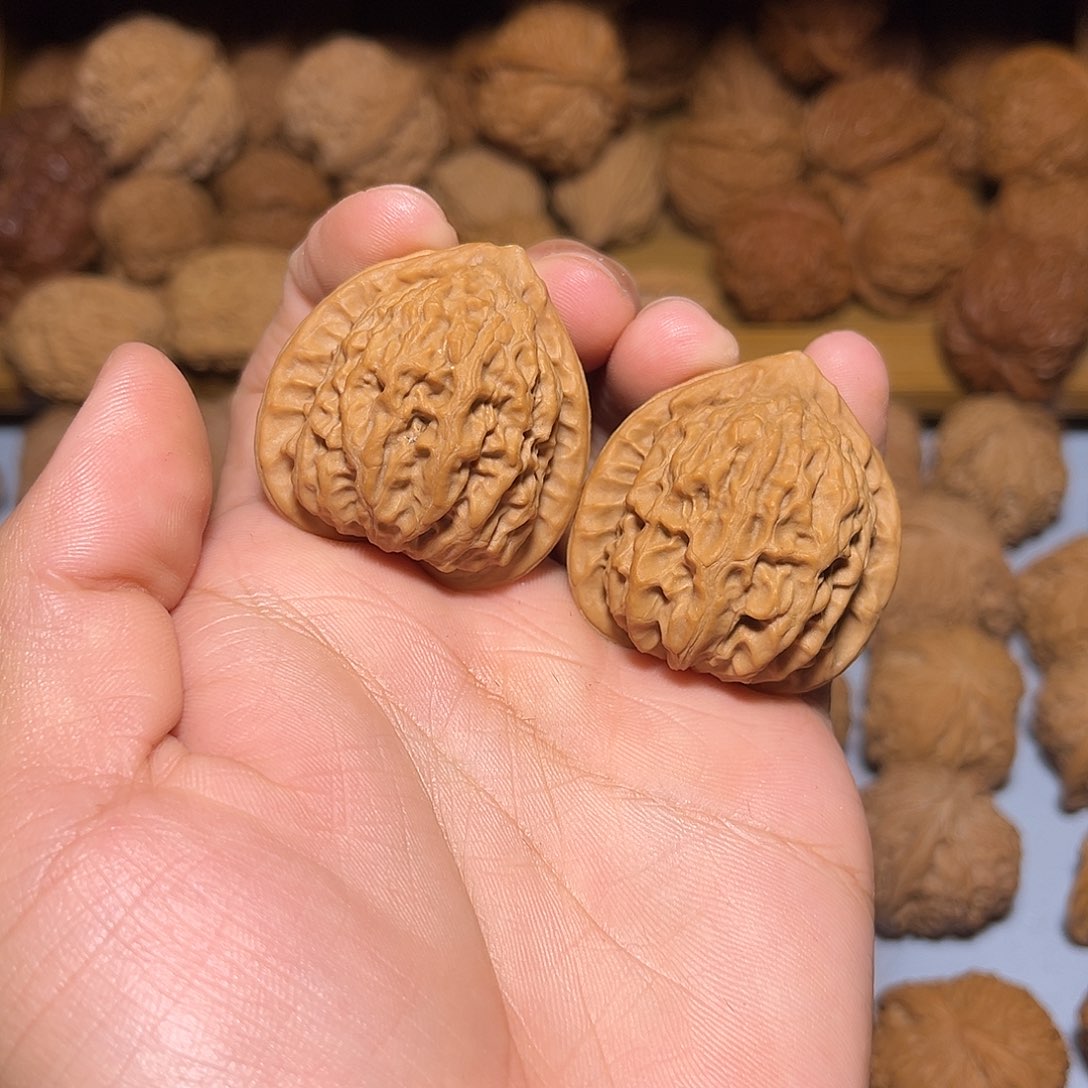 文玩核桃把件36怀柔一代仙台公子帽 金牛