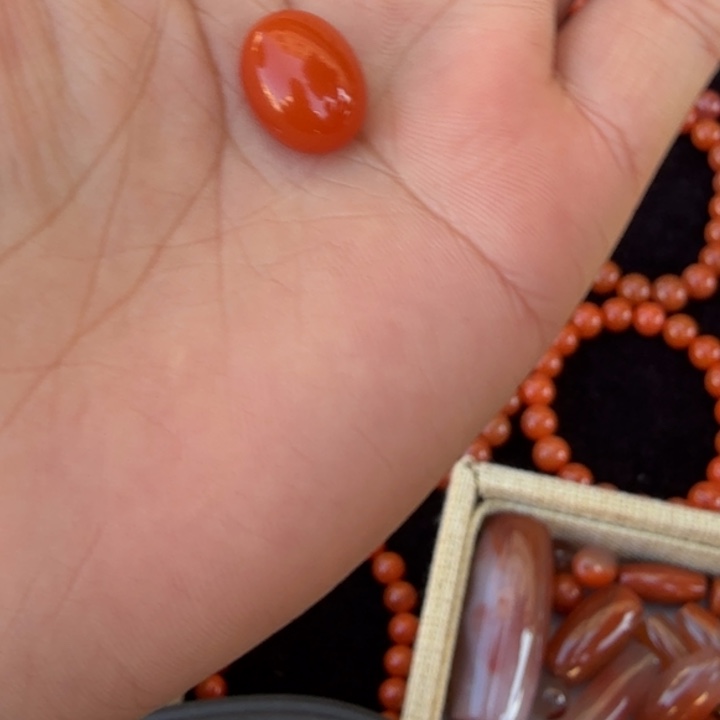 一***猫南红玛瑙未镶嵌戒面戒面