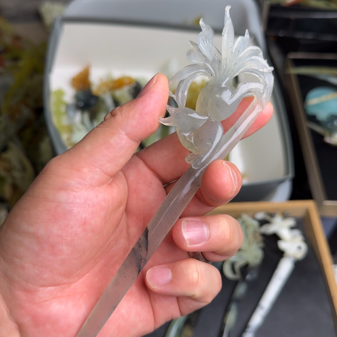 蛇纹石玉未镶嵌发饰