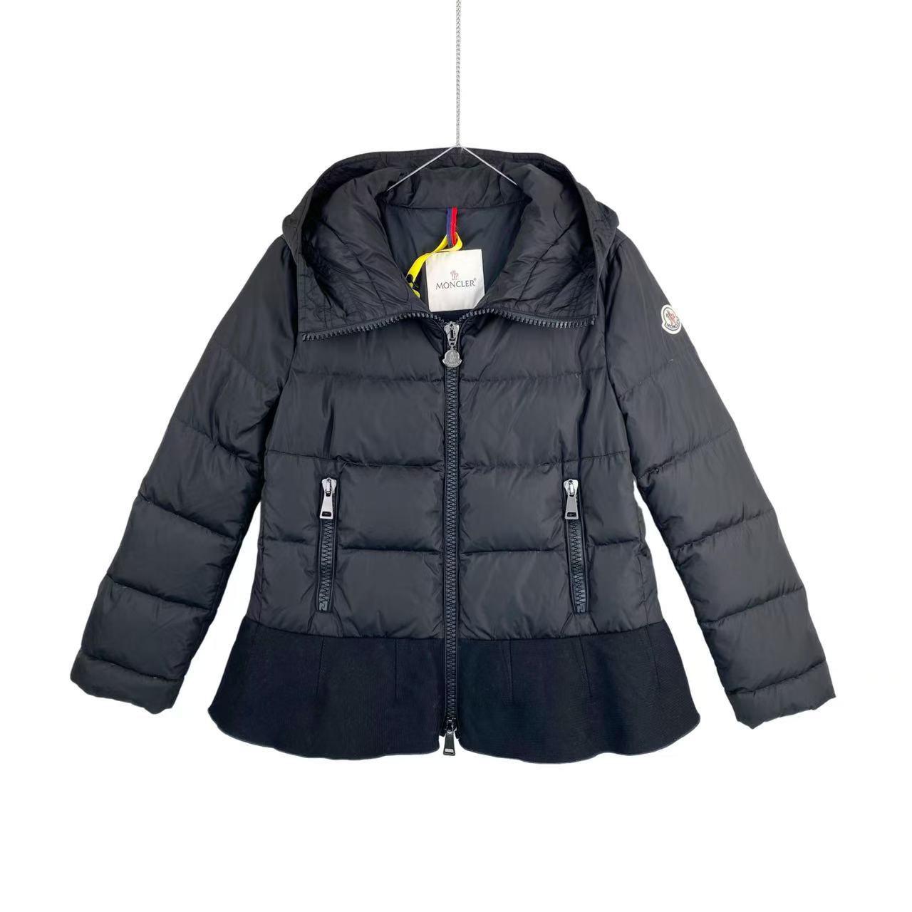 95新 MONCLER  xw004 羊毛 Nesea系列袖标logo羽绒服 1码