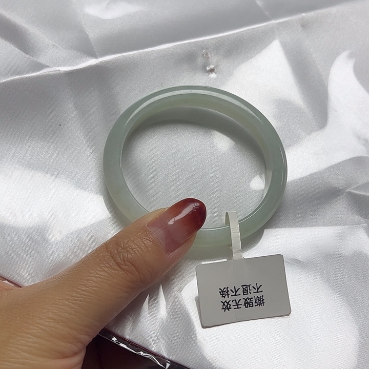 翡翠未镶嵌手镯55