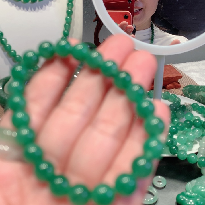 石英质玉（非洲翠）未镶嵌手镯