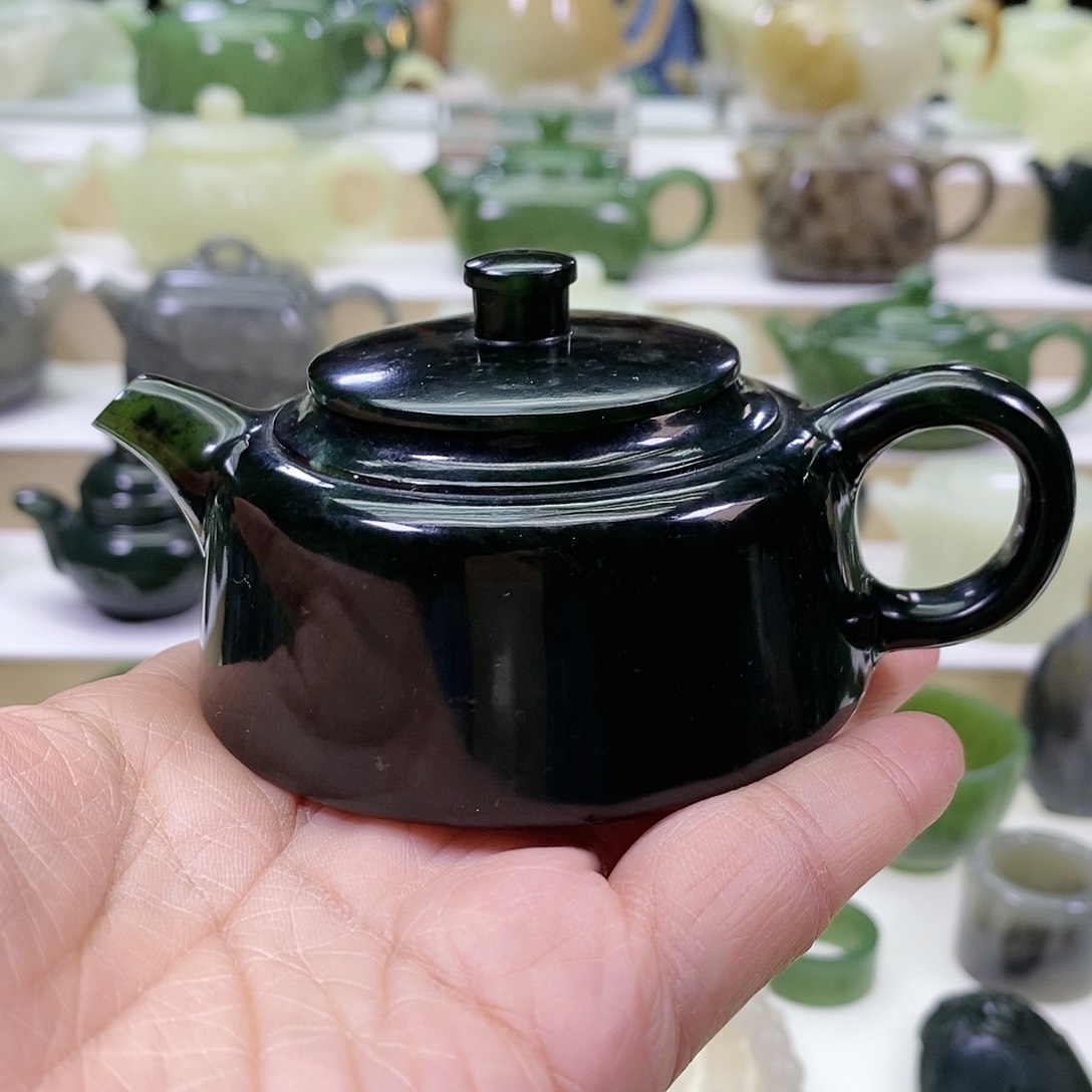 和田玉未镶嵌挂件茶壶110m l