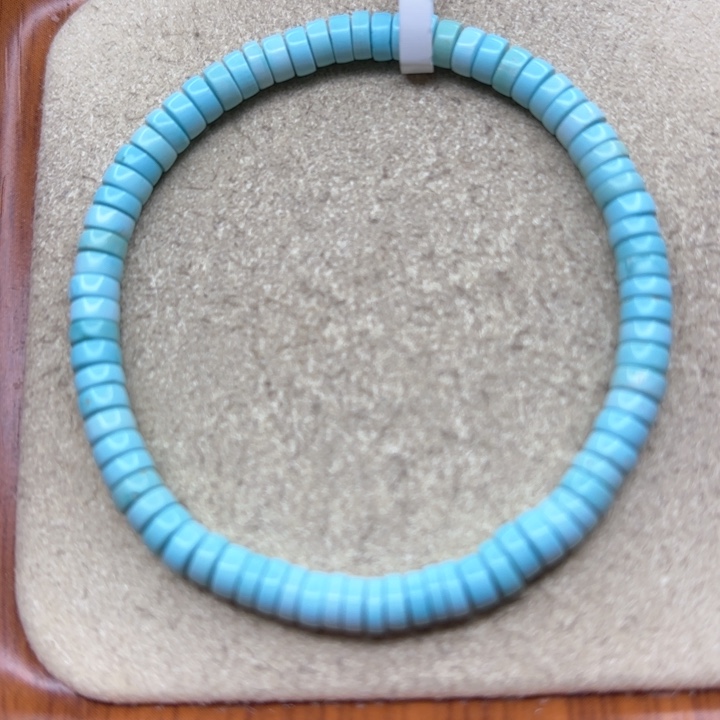 绿松石手串未镶嵌