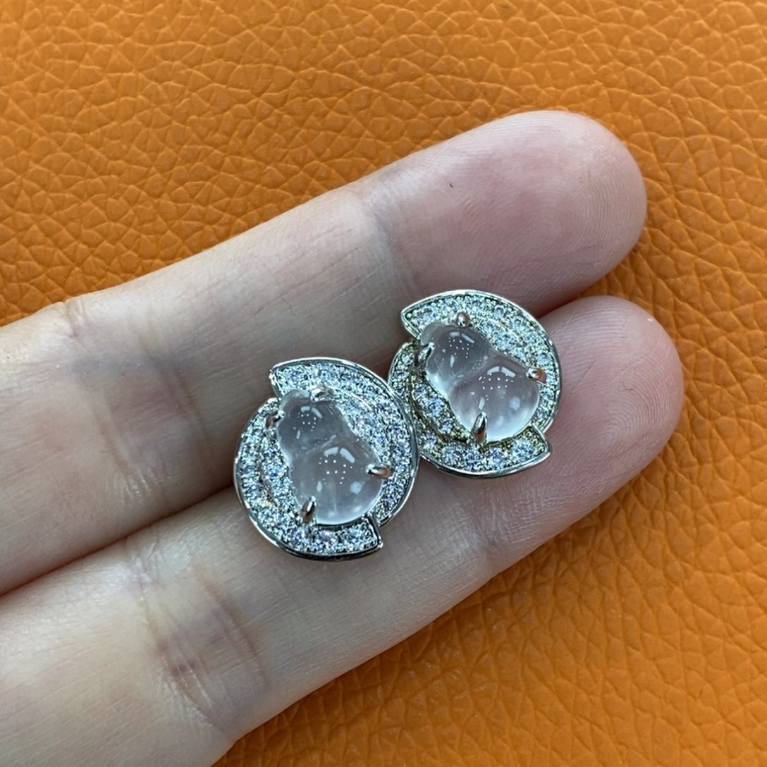 石英质玉吊坠(不含链)合金