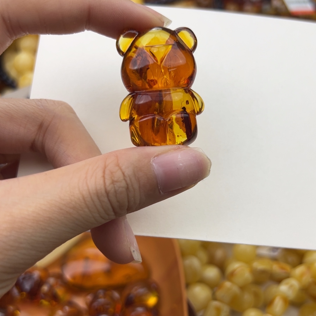 琥珀珠宝奇石未镶嵌