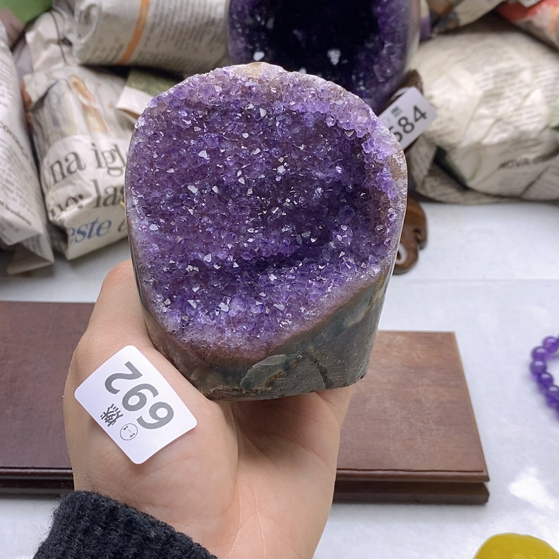 紫晶大型摆件（非配饰）未镶嵌