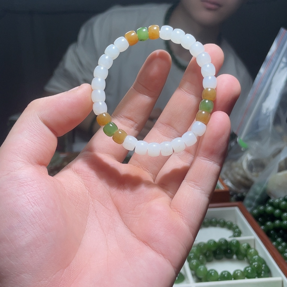 和田玉（碧玉）未镶嵌珠宝半成品